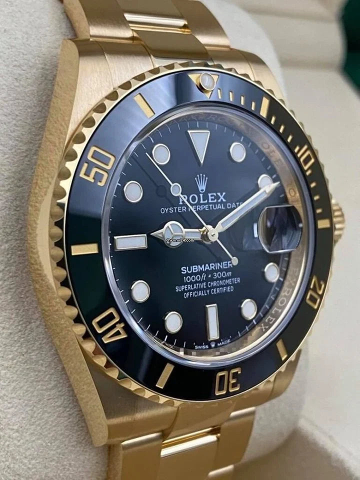 Submariner Date 41mm Black Dial Yellow Gold 126618LN Unworn 2021.