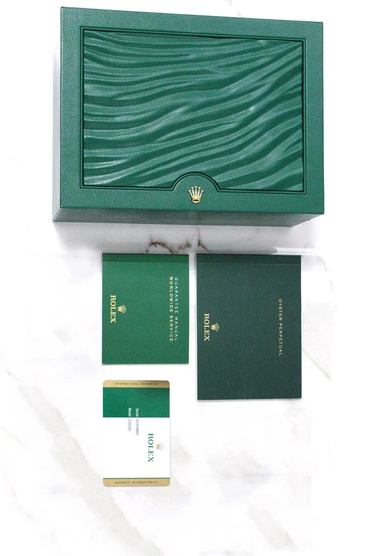 Day-Date 40 Meteorite Baguette Diamond Dial Dial Dome Bezel Platinum President Automatic Men's Watch 228206.